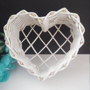 Heart Willow Wicker Basket Bowl Ornie Filler Base